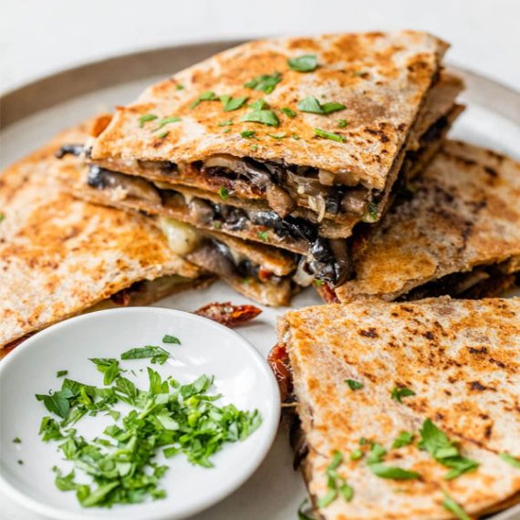 <span id="prdtsize">Cooking Kit for</span><br> Mushroom Quesadilla