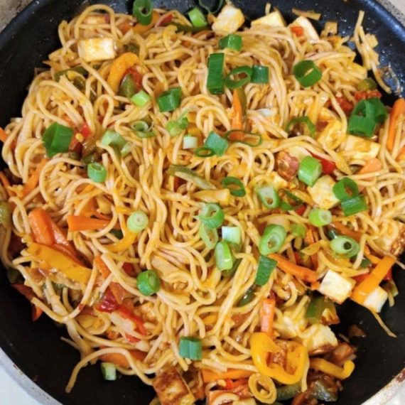 <span id="prdtsize">Cooking Kit for</span><br> Paneer Noodles