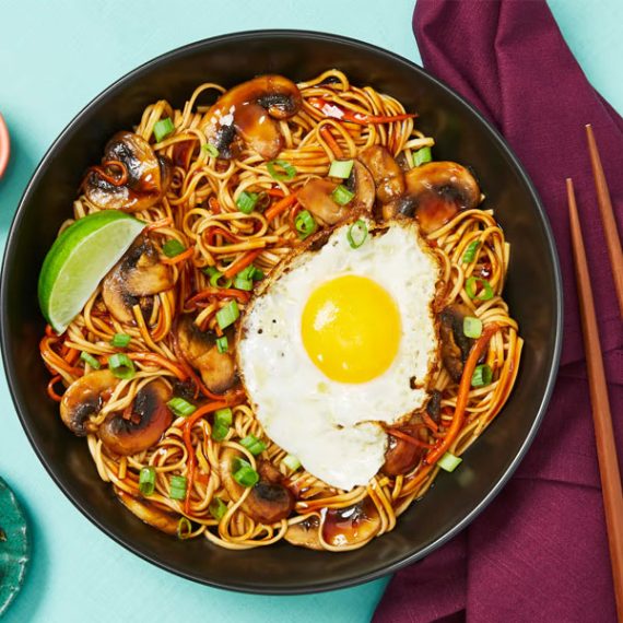 <span id="prdtsize">Cooking Kit for</span><br> Schezwan Mushroom Noodles